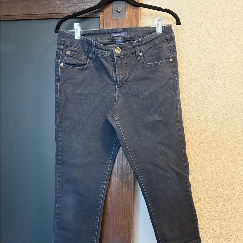 Bandolino Women's Dark Gray Cropped Jeans - Picture 1 of 3